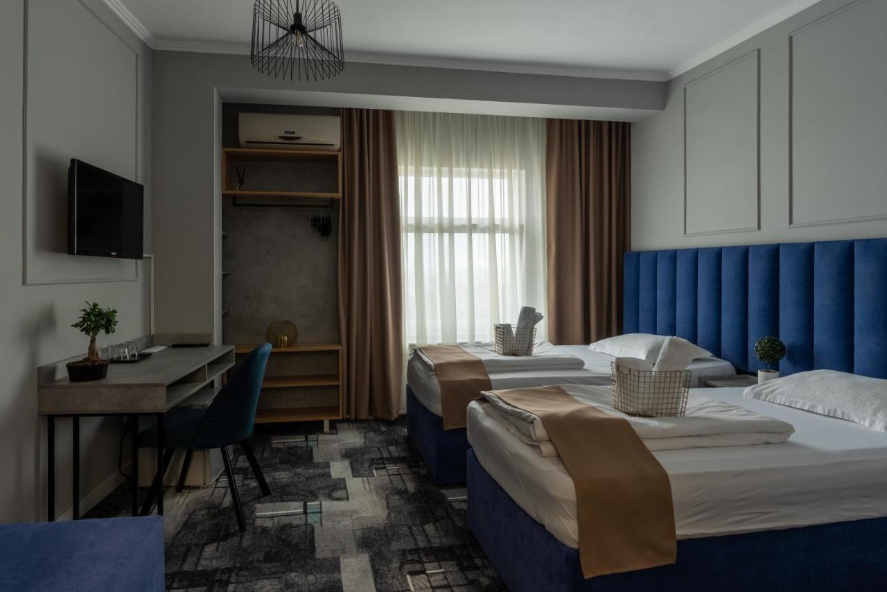 Hotel Paso 클루지나포카 외부 사진