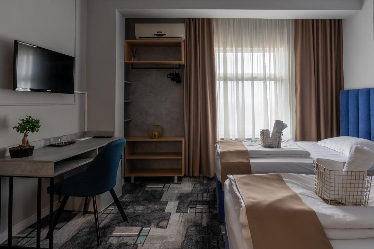 Hotel Paso 클루지나포카 외부 사진